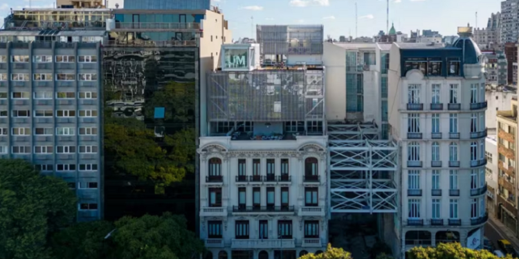 Un edificio de la Ciudad de Buenos Aires fue reconocido por su aporte al Casco Histórico