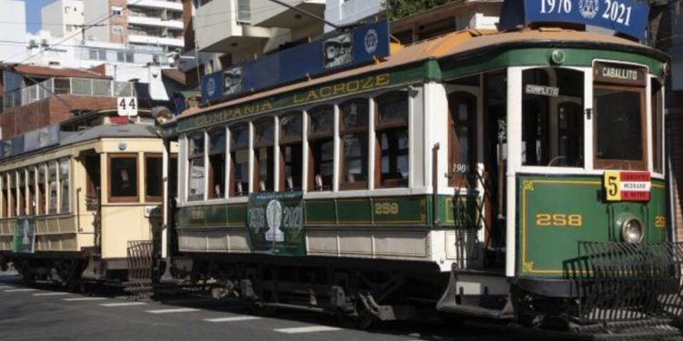 ¿Tranvías y buses eléctricos en el centro de CABA?