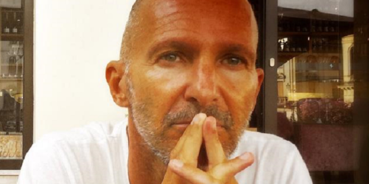 Presentan el libro “Mundo Azul” – Entrevista a Calo Baba