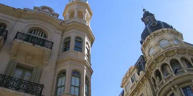 Levantar la vista en Rosario es descubrir maravillas