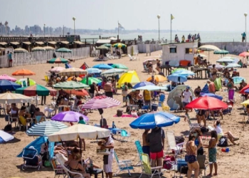 Convocan a licitación para playas públicas equipadas