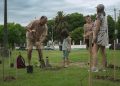 Vecinos plantaron especies nativas de árboles en el Parque Uriburu