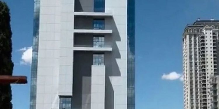 El sonido irritante que provocan las torres en Núñez