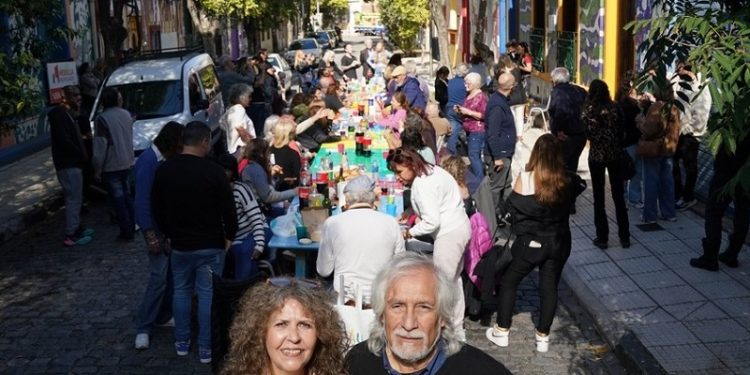 Del gris a las venecitas: los 24 años del Pasaje Lanín