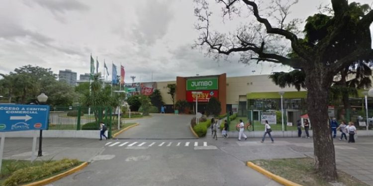 Subastan predio con shopping más conocido de Palermo