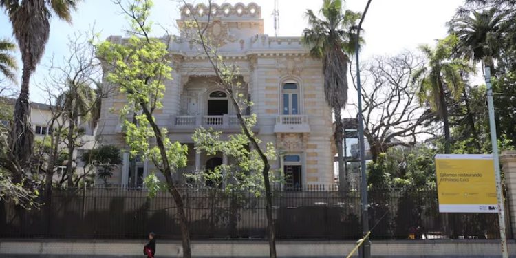 Nuevo destino para el Palacio Ceci de Villa Devoto