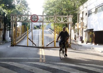 La Justicia frena el reemplazo del Puente Ciudad de la Paz