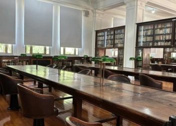 Restauraron la biblioteca del Instituto Bernasconi de Parque Patricios